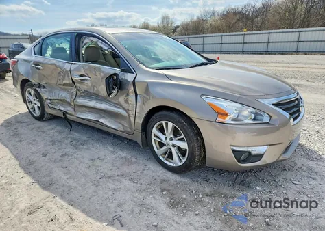 2014 Nissan Altima 2.5 from USA, damaged, VIN 1N4AL3AP0EC429367